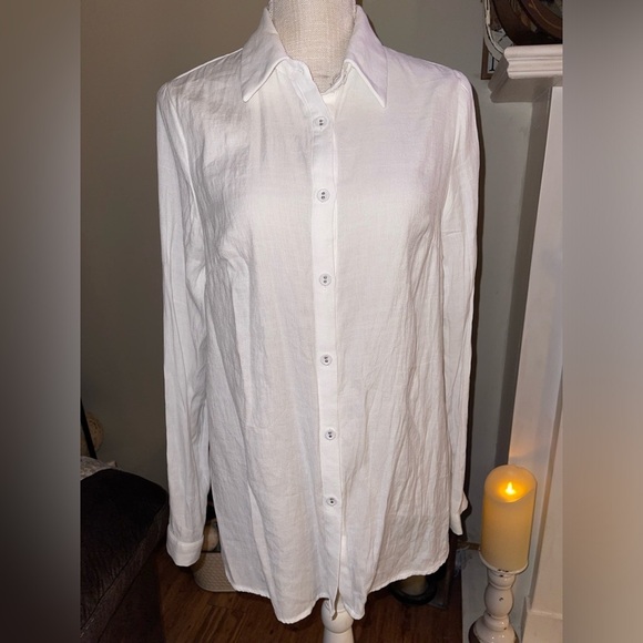 Princess Polly white button down shirt. EUC Size US 4 - Picture 2 of 7